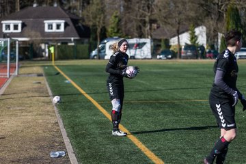 Bild 194 - B-Juniorinnen Halbfinale SVHU - Holstein Kiel : Ergebnis: 3:0
